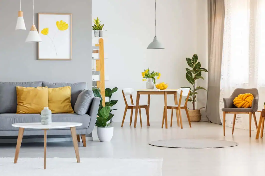 6 Signs It’s Time to Declutter​ ​Your​ ​Home